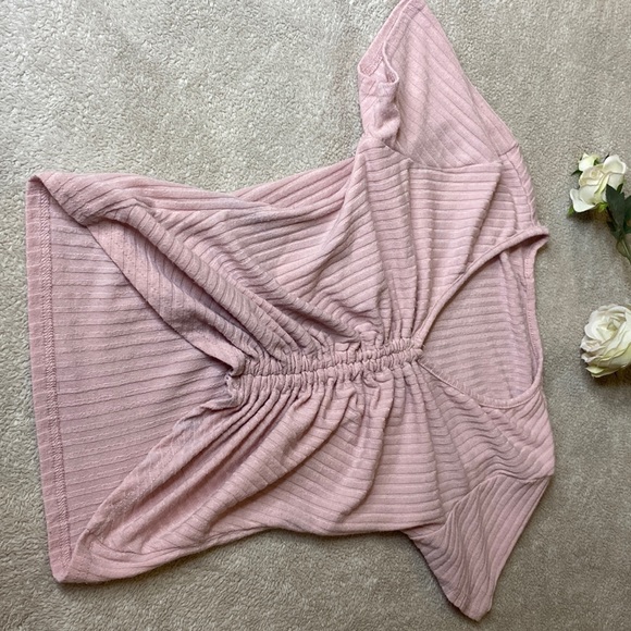 Tops - Cute Pink Ribbed Top